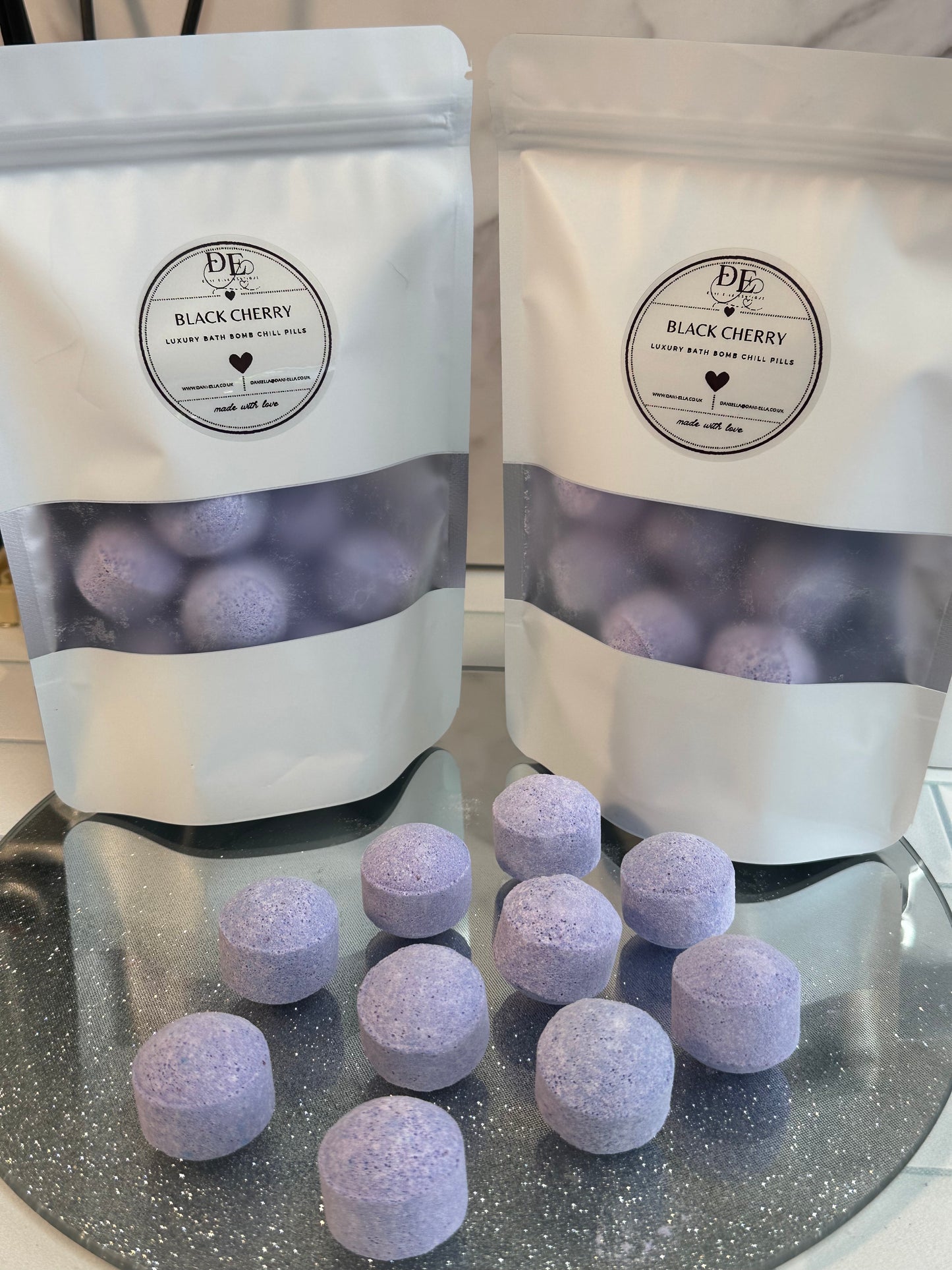 Bath Bomb Chill Pills - Black Cherry