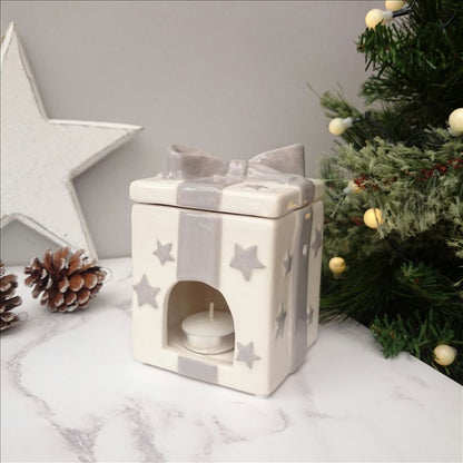 CHRISTMAS Present Oil Burner/Wax Melter - White & Grey