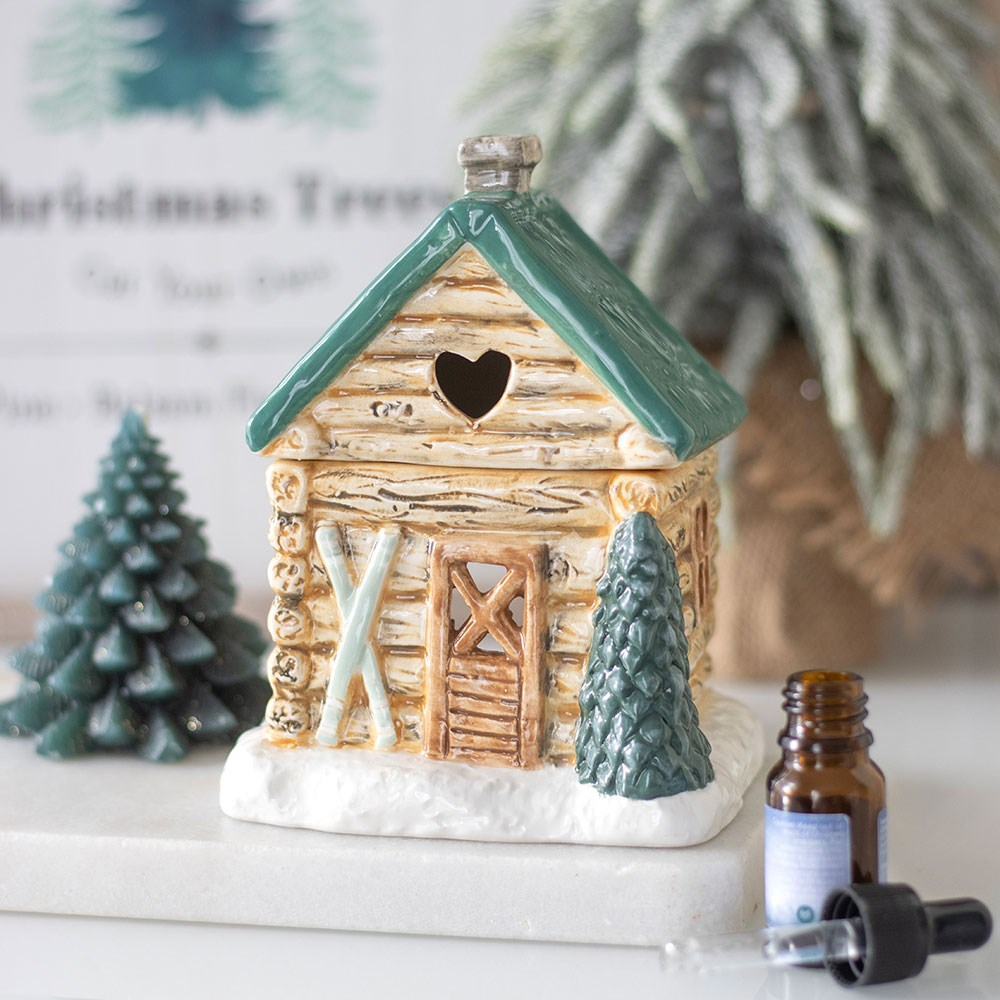 CHRISTMAS - Cabin Ski Chalet Oil Burner / Wax Melter